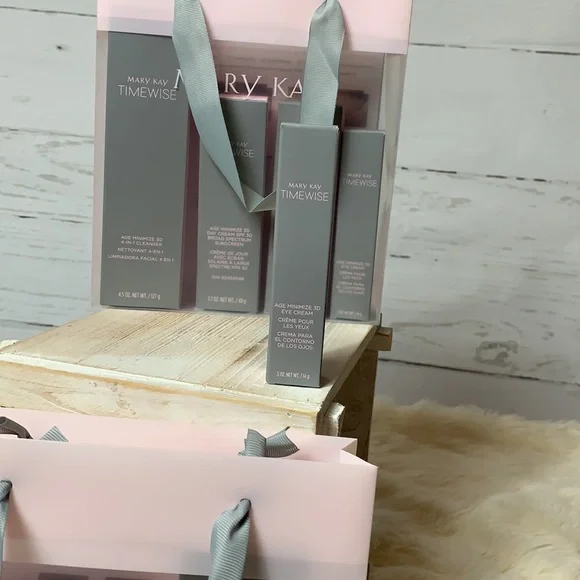 Combo to Oily Skin. Age Minimize 3D 4-in-1 cleanser set (1 of 2) - Picture 7 of 7